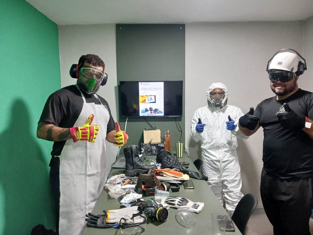 Treinamento de uso de Equipamentos de Proteção Individual